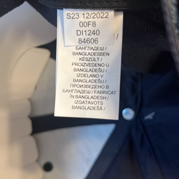 NWT Univeristy of Arizona Wildcats Baseball Cap - Picture 6 of 6